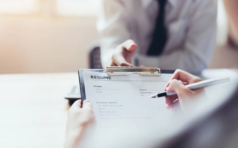 Tổng hợp các việc làm phổ biến dành cho Fresher, cùng những kinh nghiệm "săn" việc hiệu quả. Ảnh minh họa
