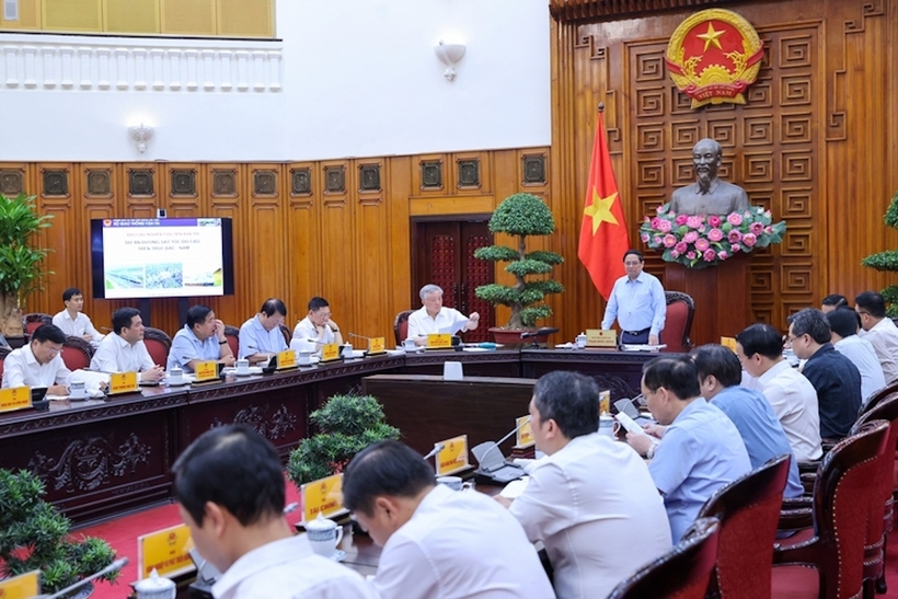 Thủ tướng Chính phủ Phạm Minh Chính phát biểu chỉ đạo tại cuộc họp. Ảnh Nhật Bắc