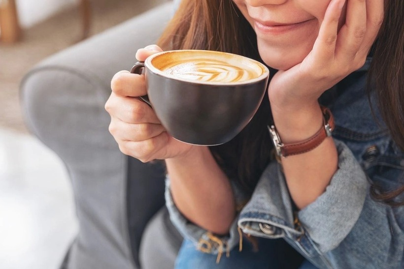 Cà phê là thức uống quen thuộc với nhiều người, đặc biệt là vào buổi sáng.