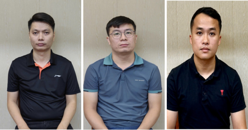 Ba đối tượng bị khởi tố và bắt tạm giam gồm Trung, Tuấn và Biển (từ trái qua phải). (Ảnh: Công an Quảng Ninh)