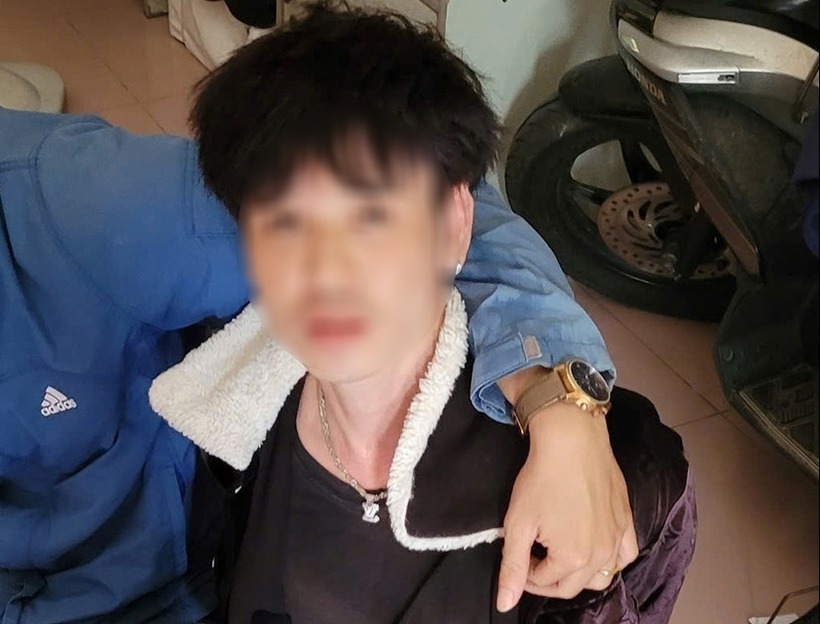 Đối tượng N.H.L. sau khi bị công an bắt. Ảnh: Dân Việt