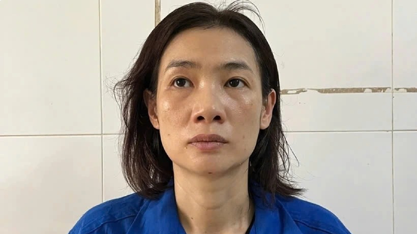 Đối tượng Lê Thị Thu Trâm tại cơ quan Công an. Ảnh: VOV