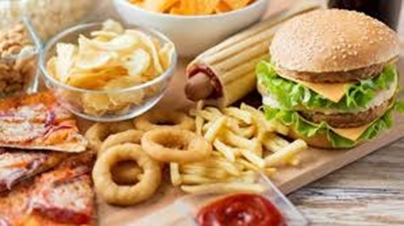 Khi bạn đang tức giận, việc lựa chọn thực phẩm không chỉ ảnh hưởng đến sức khỏe mà còn tác động lớn đến tâm trạng.