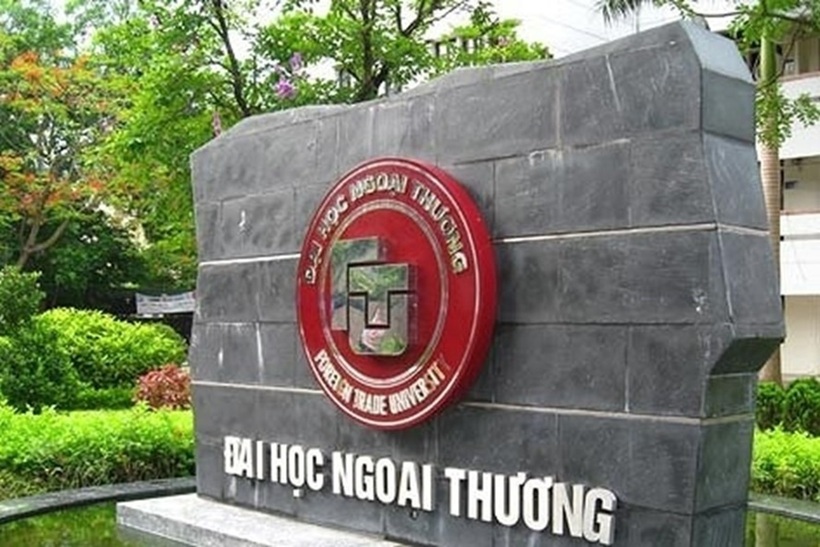 TS Hồng có nhiều năm gắn bó với Trường Đại học Ngoại thương