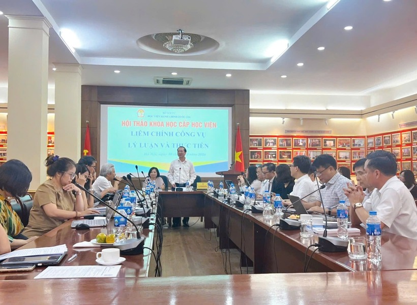 Các đại biểu tham dự Hội thảo