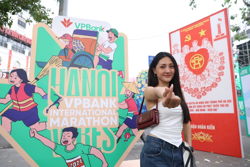 Trai xinh, gái đẹp đổ bộ ngày nhận bib VPIM 2024 - 10