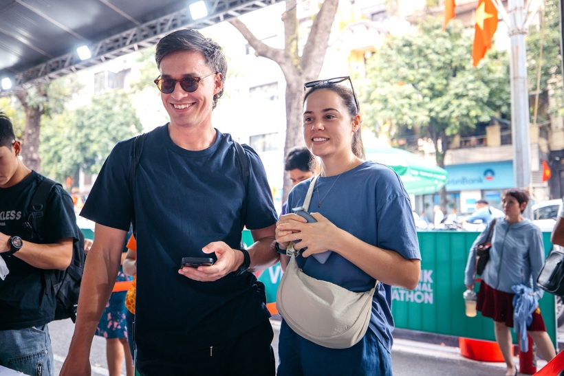 Trai xinh, gái đẹp đổ bộ ngày nhận bib VPIM 2024 - 9