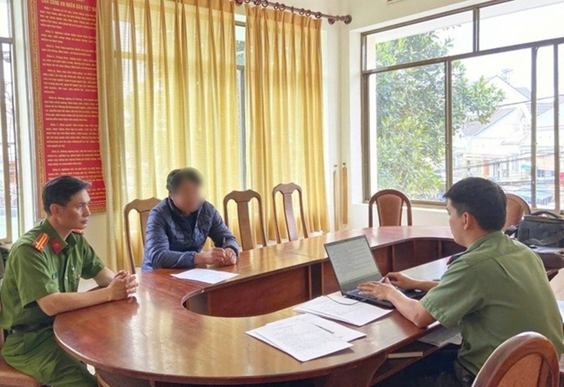 Trường hợp đăng tin sai sự thật làm việc tại cơ quan công an. Ảnh: Báo Thanh niên.