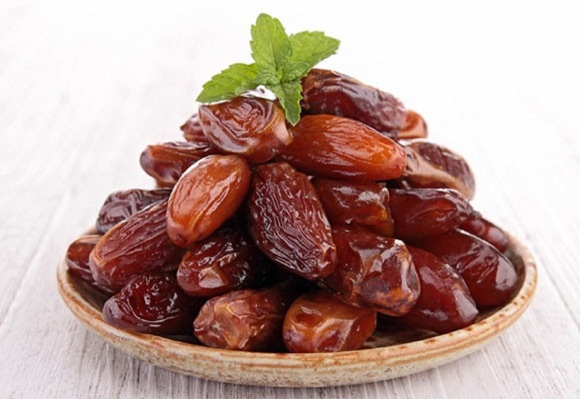 Còn với quý ông yếu sinh lý, chất lượng và số lượng tinh trùng kém, ăn chà là sẽ có tác dụng hưng phấn tình dục. Ảnh minh họa