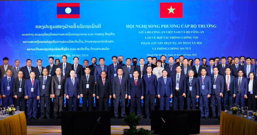 Phó Thủ tướng Lê Thành Long và các đại biểu dự Hội nghị.