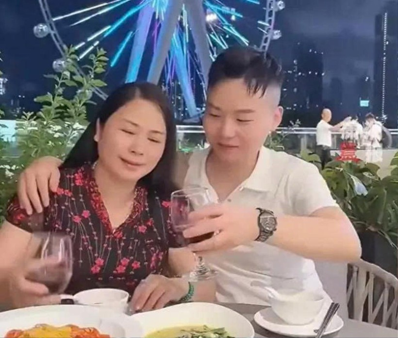 Hai bên chính thức xác nhận quan hệ năm 2021. Ảnh: Chinapress.
