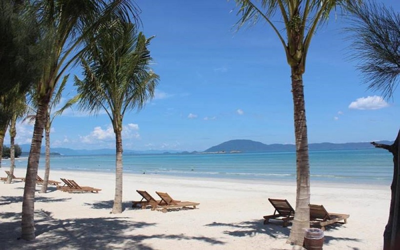 Bãi biển Dốc Lết Nha Trang
