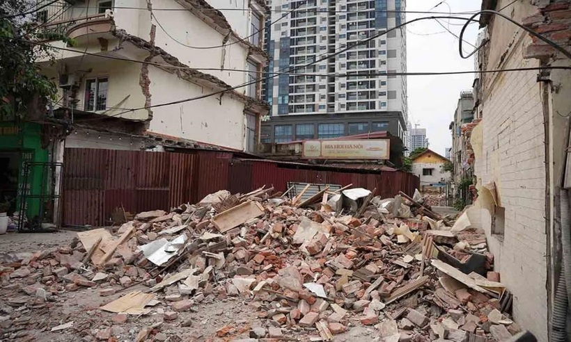 Tính đến chiểu ngày 15/10, rất nhiều hộ dân đã tháo dỡ và di dời xong để bàn giao mặt bằng.