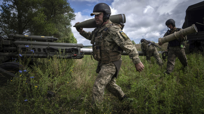 Binh sĩ Ukraine trên chiến trường. Ảnh: Reuters