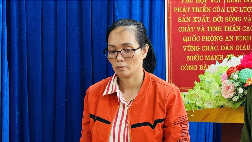 Đối tượng Phạm Thị Mai tại Cơ quan Công an. Ảnh: Tuổi trẻ