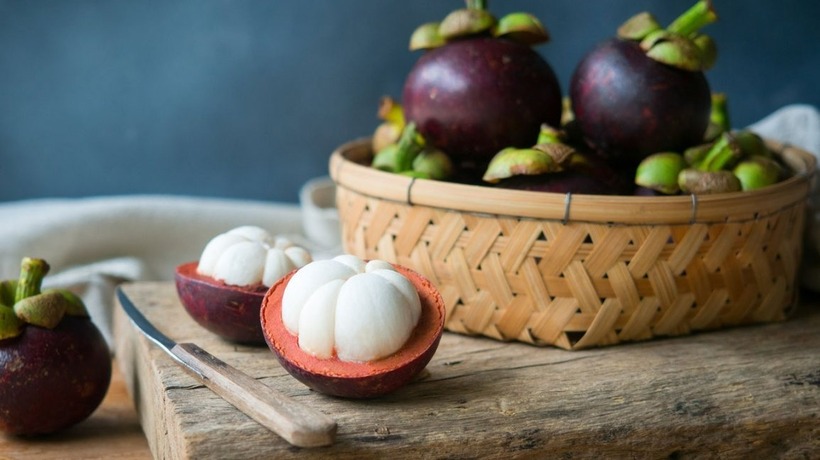 Măng cụt là nguồn cung cấp vitamin C dồi dào, một dưỡng chất thiết yếu giúp tăng cường hệ miễn dịch.