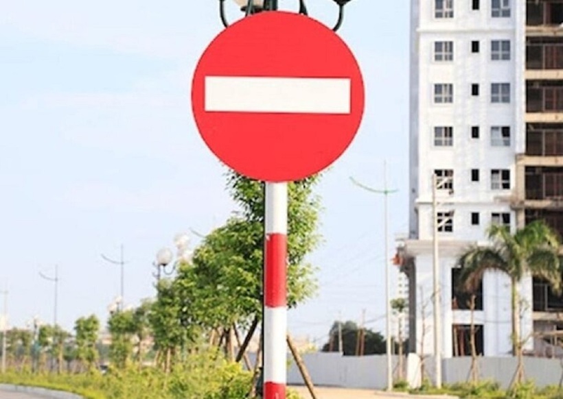 Biển báo cấm đi ngược chiều.