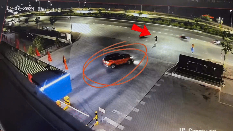 Đối tượng áo đen (mũi tên đỏ) được xác định là Bình "đen". (Ảnh: Giao thông)