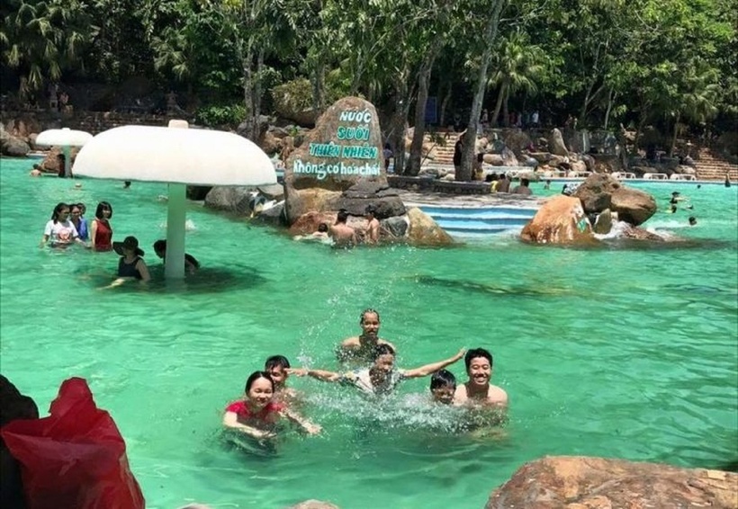 Khu du lịch Thiên Sơn - Suối Ngà là điểm đến lý tưởng cho những ai muốn hòa mình vào thiên nhiên. Ảnh minh họa