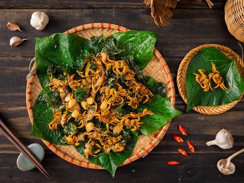Cua đồng chứa rất nhiều dưỡng chất thiết yếu như protein, canxi, sắt, kẽm và các loại vitamin.