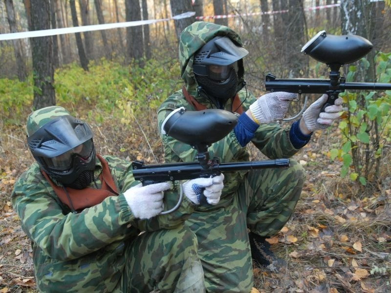 Bắn súng sơn (Paintball) trở thành trò chơi này ngày càng được ưa chuộng