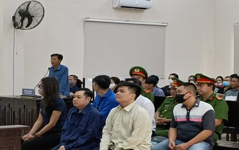 Ông Thùy được mời đến phiên tòa sáng 25/10. (Ảnh: Người lao động)
