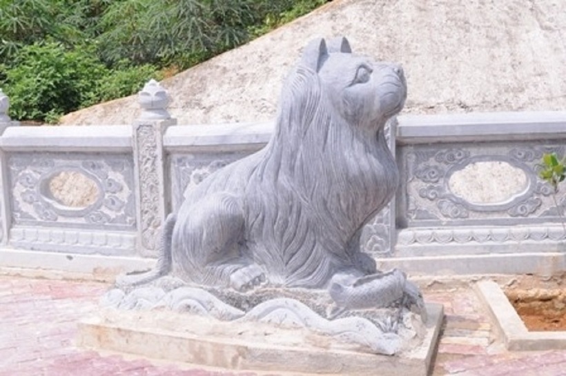 Đại gia Việt chi tiền tỷ lo hậu sự (Kỳ 5): "Tỷ phú" Hùng "cà chua" ở Yên Bái "xẻ núi" xây mộ đá - 6