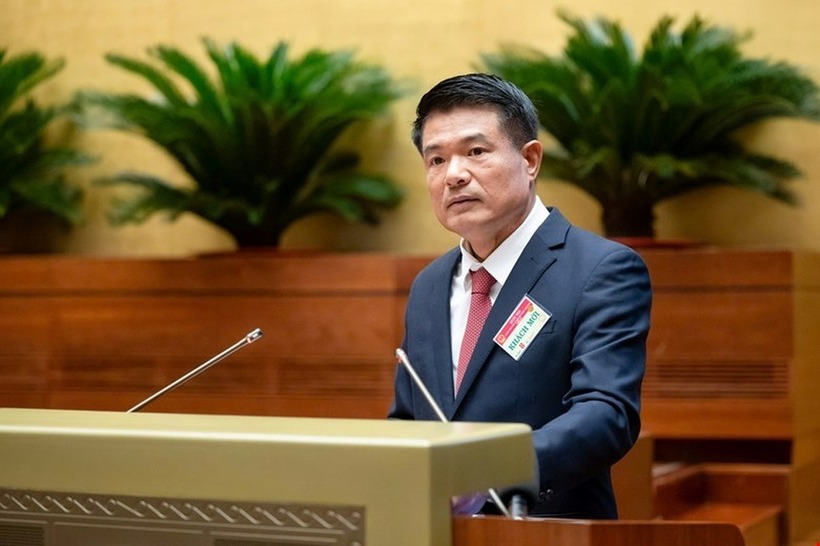 Viện trưởng Viện kiểm sát nhân dân tối cao Nguyễn Huy Tiến trình bày trước Quốc hội. Ảnh: Dân Trí