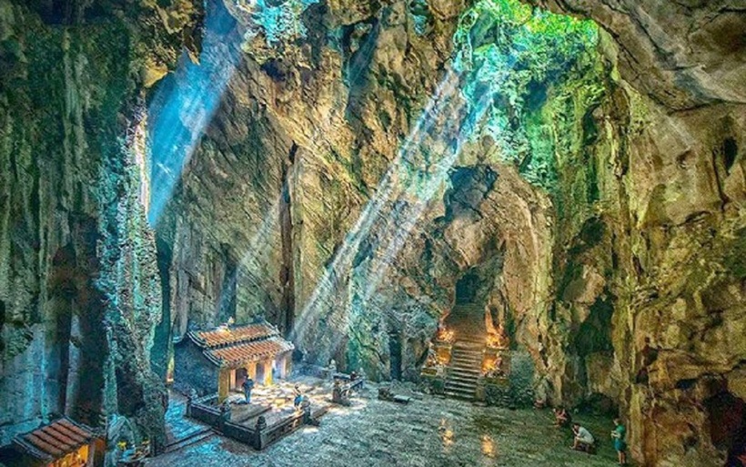 Đà Nẵng không chỉ có biển, mà còn có Ngũ Hành Sơn - một quần thể danh thắng độc đáo với núi đá kỳ vĩ và di tích cổ kính.