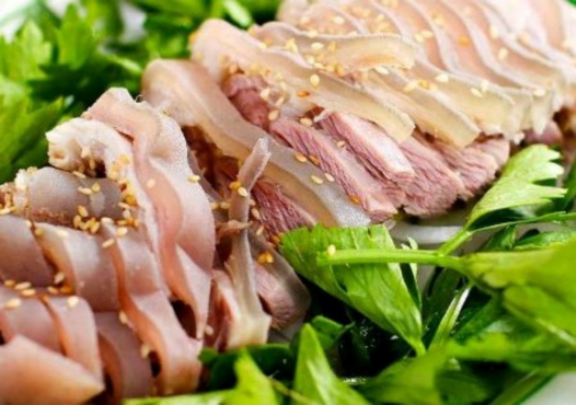Thịt dê tuy tốt nhưng không phải ai cũng nên ăn. Ảnh minh họa