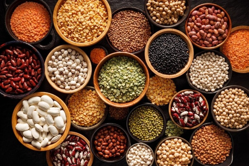 Đậu rất giàu folate, loại vitamin B quan trọng cho sức khỏe não bộ.