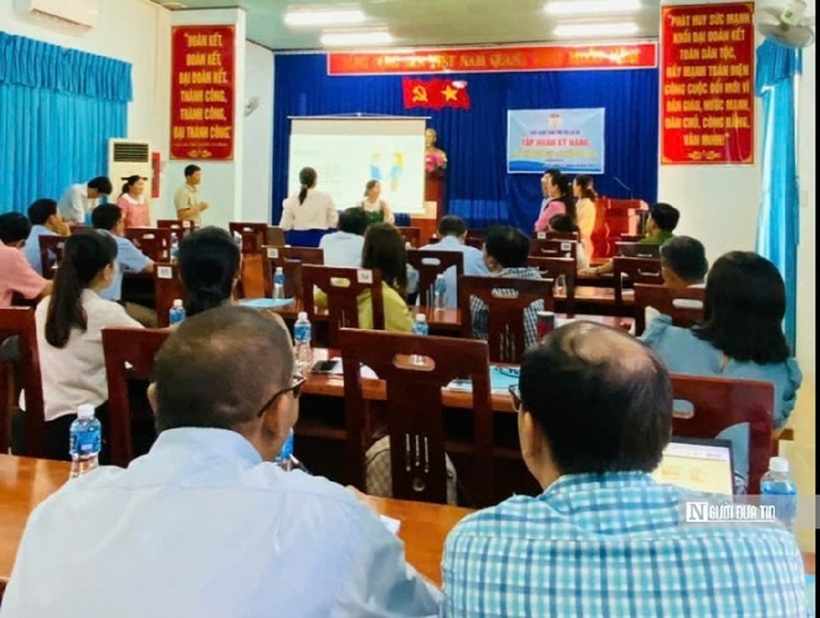 Hội Luật gia tỉnh Bình Thuận tổ chức tập huấn kỹ năng phổ biến, giáo dục pháp luật và tư vấn pháp luật cho cán bộ Hội Luật gia thị xã La Gi.