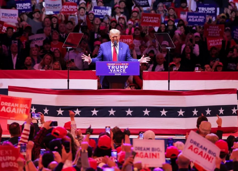Ông Trump bước vào cuộc đua bầu cử Mỹ với lượng người ủng hộ nhiệt tình.