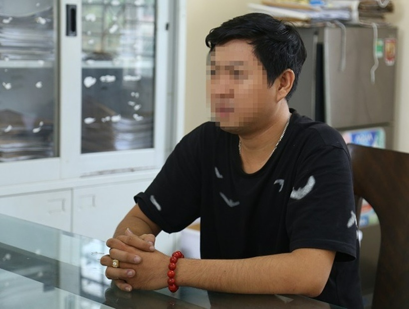 V.Q.T. tại cơ quan công an. Ảnh: Báo Sức khỏe và Đời sống.