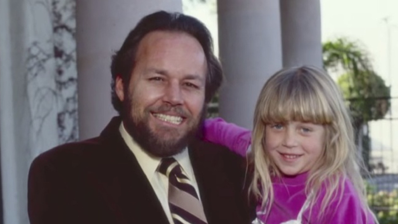 Trong một video phỏng vấn, Lynsi cho biết cha mình từng nghiện ma túy và từng ra vào trại cai nghiện nhiều lần từ khi cô mới 5 tuổi. Ảnh: Internet