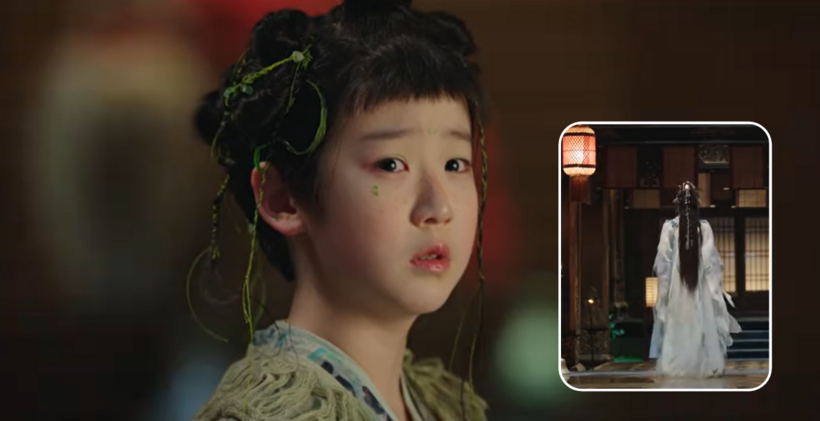 Yêu quái nhỏ rưng rưng nhìn theo bóng lưng của Mộ Dao.