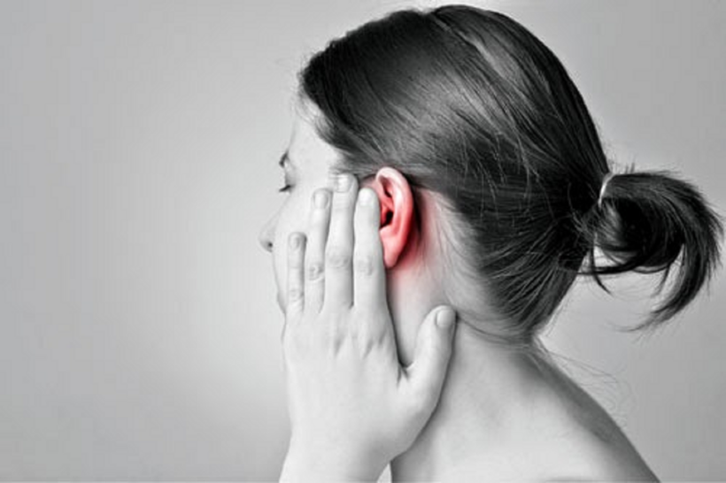 Phẫu thuật xơ cứng tai giúp cải thiện tình trạng nghe kém