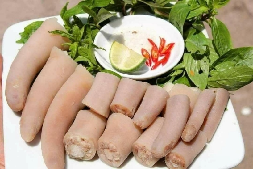 Đuôi lợn có chứa lượng protein cao giúp tăng cơ, làm săn chắc cơ, cải thiện vòng ngực. Ảnh minh họa