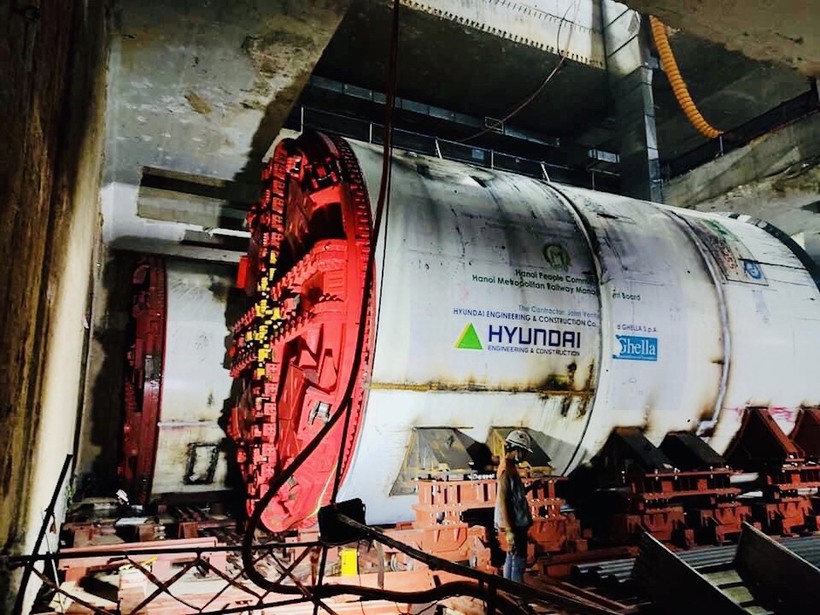 Bộ đôi máy TBM được thiết kế riêng cho dự án có tên "Thần tốc" và "Táo bạo"