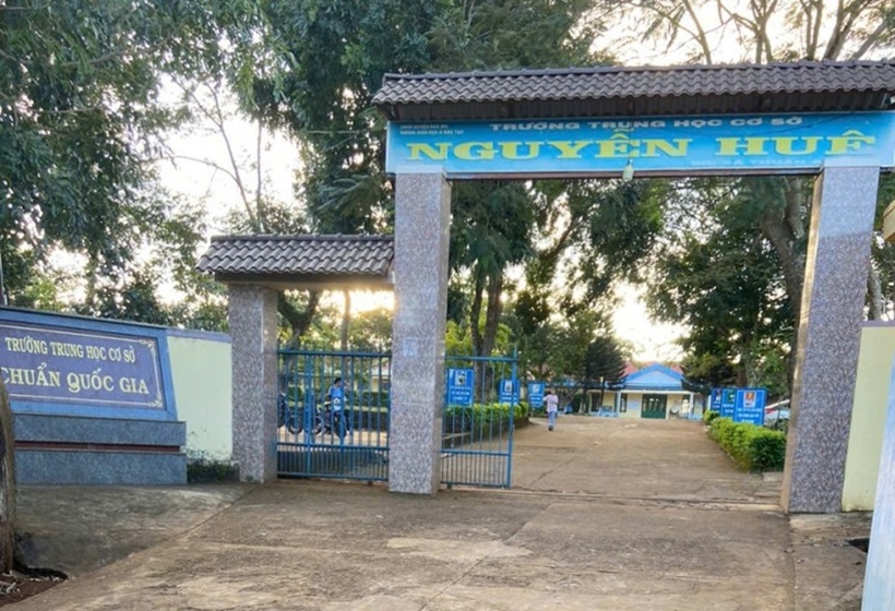 Trường THCS Nguyễn Huệ - nơi xảy ra sự việc 2 nữ sinh bị đâm trọng thương ở Đắk Nông. Ảnh: CAND