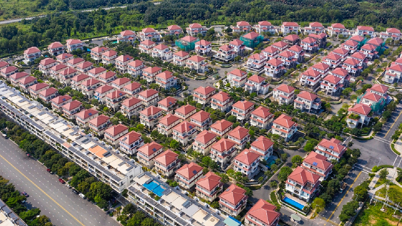 Sở Xây dựng TP HCM sẽ đảm nhiệm gần như toàn bộ quy trình phê duyệt một phần hoặc toàn bộ dự án bất động sản. Ảnh: Hoàng Hà