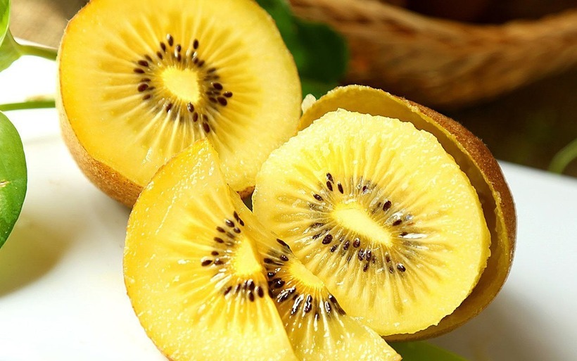 Ăn kiwi thường xuyên sẽ mang lại những lợi ích sau cho làn da.