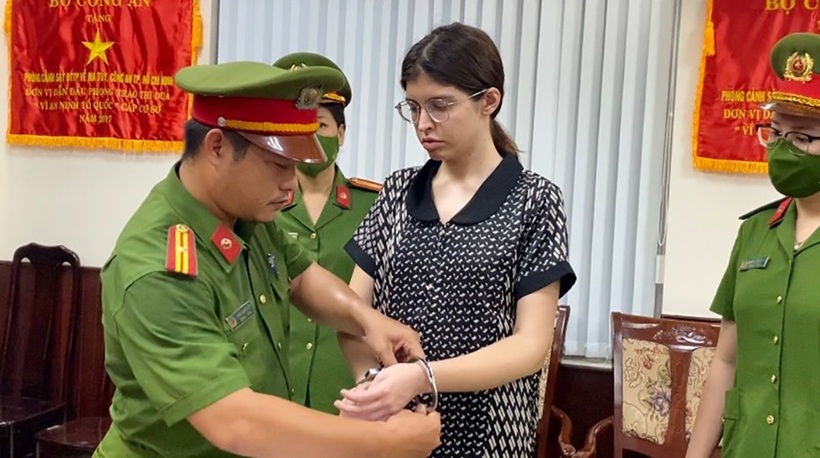 Người mẫu - diễn viên Andrea Aybar (tên Việt là Nguyễn Thị An hay còn gọi là An Tây, 29 tuổi, quốc tịch Tây Ban Nha)