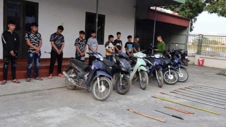 Nhóm đối tượng gây rối trật tự công cộng. Ảnh: VOV