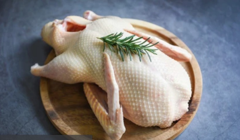 Nên ăn thịt vịt với lượng vừa phải, không nên ăn quá nhiều trong một lần.