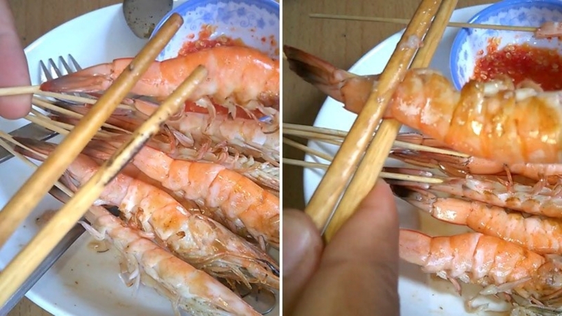 Bóc vỏ tôm xiên bằng đũa