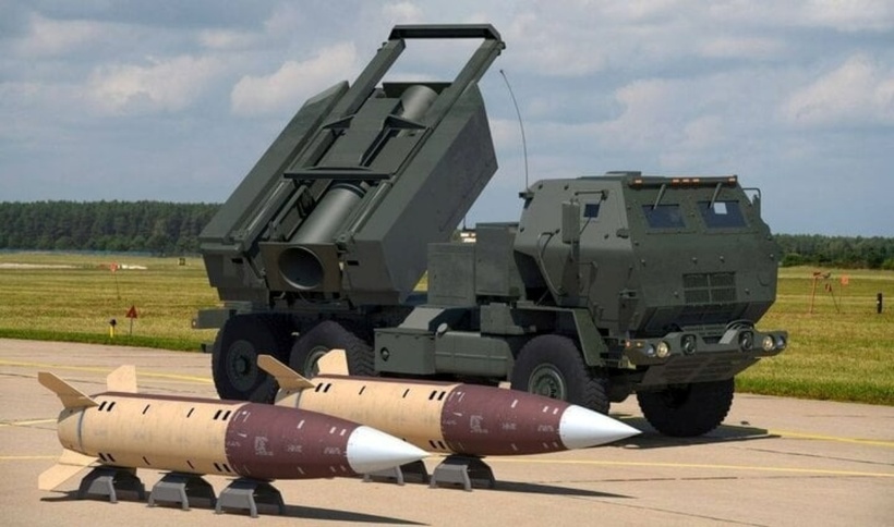 Tên lửa ATACMS được tích hợp với hệ thống HIMARS. Ảnh: Reuters
