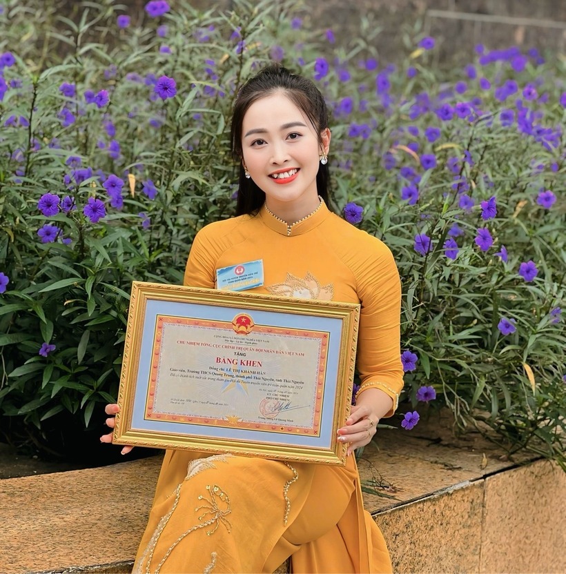 Cô giáo Lê Thị Khánh Hân được Trung ương Đoàn TNCS Hồ Chí Minh tuyên dương Nhà giáo trẻ tiêu biểu cấp Trung ương năm 2024.