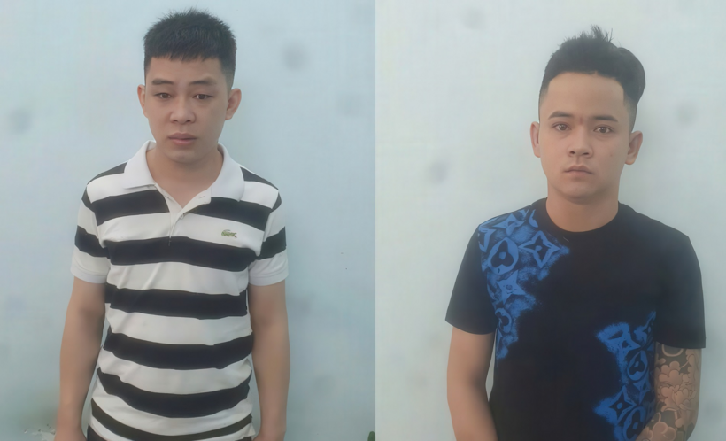 Đối tượng Hùng Văn Long (trái) và Nguyễn Văn Vĩ tại cơ quan công an. Ảnh: Người Lao Động