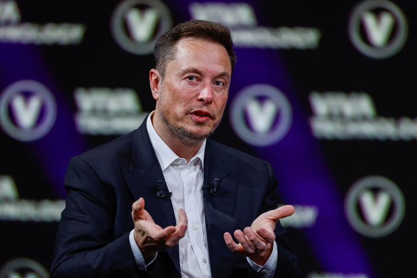 Tỷ phú Elon Musk tiết lộ kế hoạch giảm chi tiêu, tinh giản bộ máy chính quyền Mỹ dưới thời ông Trump. Ảnh: Reuters